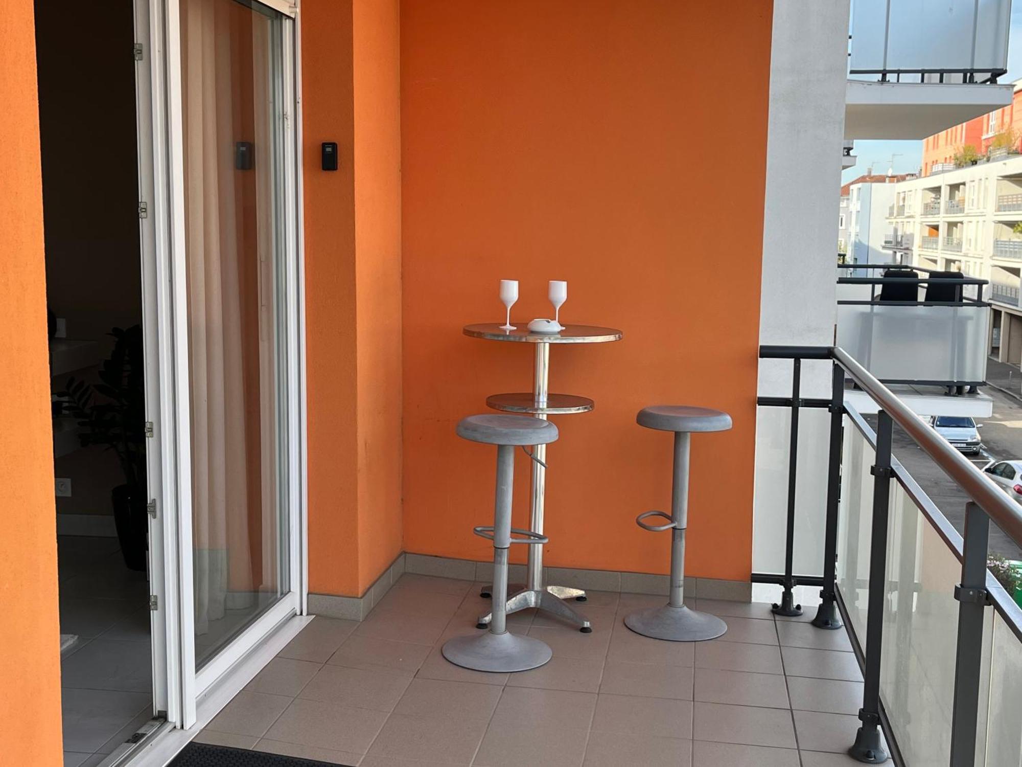サン・ルイA Few Steps From Basel With Balcony And Free Private Parkingアパートメント エクステリア 写真